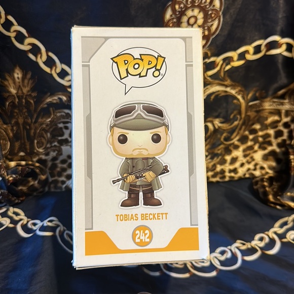 ✨POP: StarWars Tobias Beckett 242✨ - Picture 2 of 6
